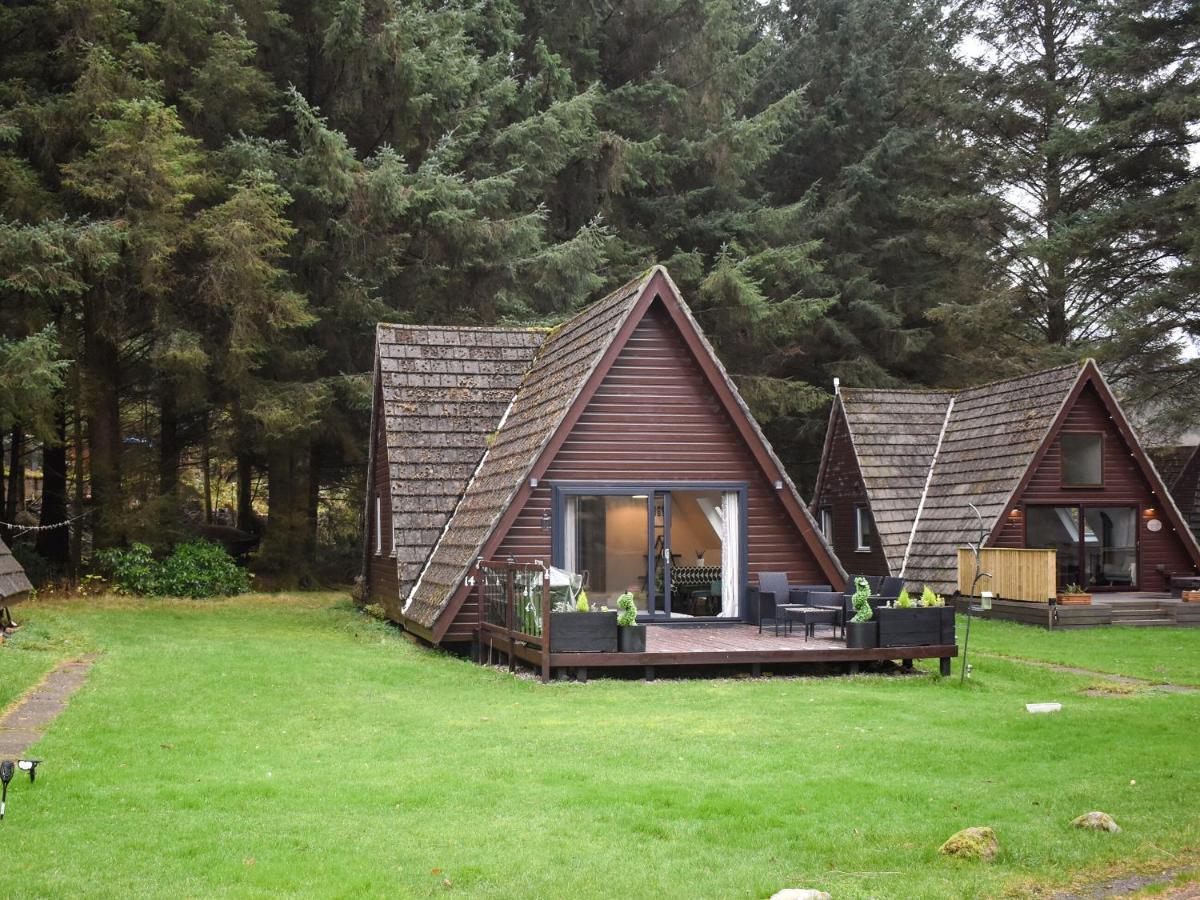 Pine Needle Lodge Kilfinnan Exteriör bild